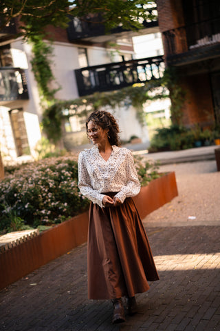 Blouse dot beige