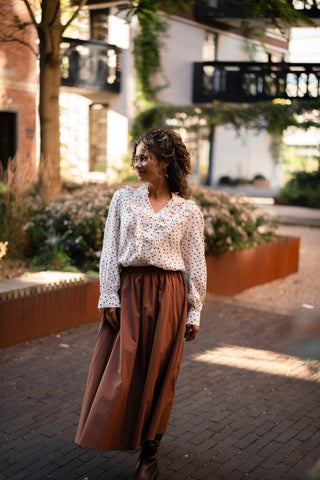 Blouse dot beige