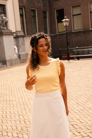 8218 yellow top ruffle madelief – foto 2