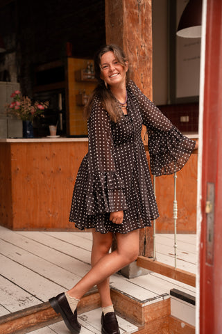 Dot dress wide