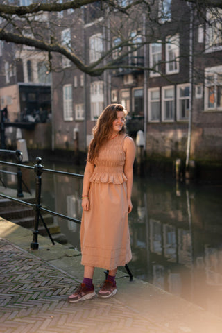 atelier 1725 camel top smocked – foto 2