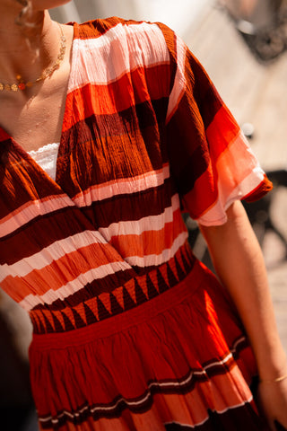 ANGE oflyma sulana bordeaux stripe dress – foto 4