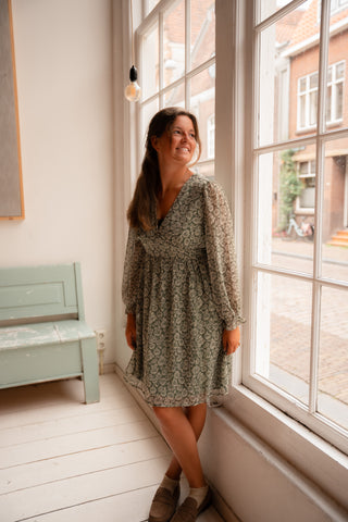 dress flower green short