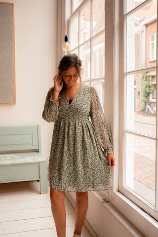 dress flower green short