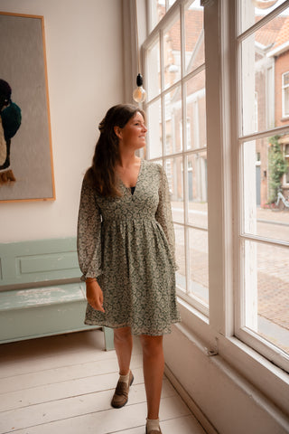 dress flower green short
