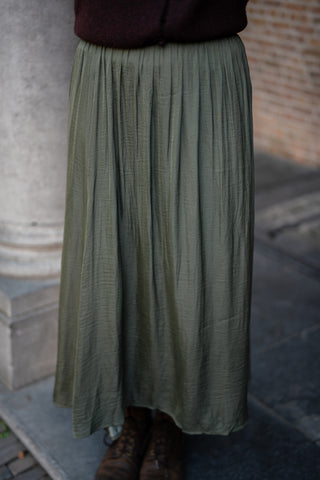 khaki skirt beau