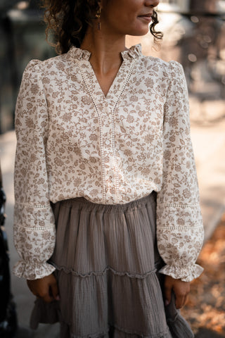 3350 taupe blouse print