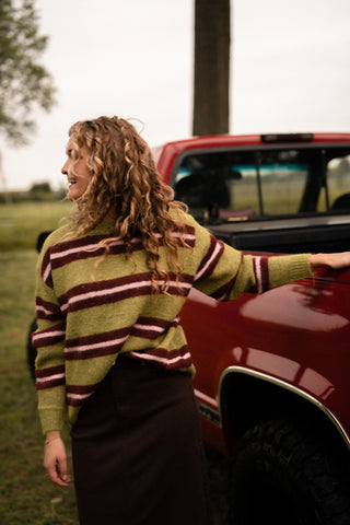Are knit stripes green