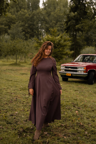 Aubergine dress wow