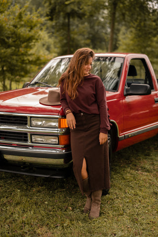 Sweater bordeaux ruffle Noor
