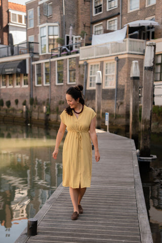 95276 dress vlinder musterd – foto 3
