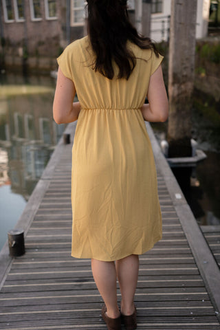 95276 dress vlinder musterd – foto 4