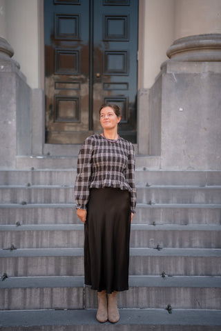 Sisterspoint brown check smocked top