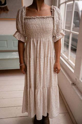 saar dress blocked beige