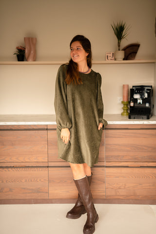 aurelia velvet army
