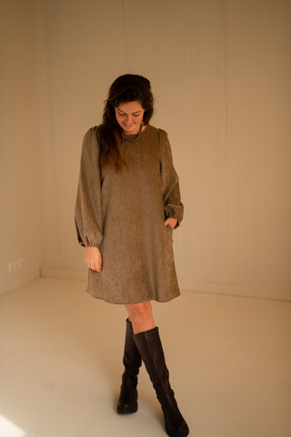 aurelia velvet camel