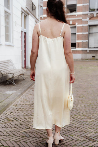 ydence dress vanessa soft yellow – foto 3